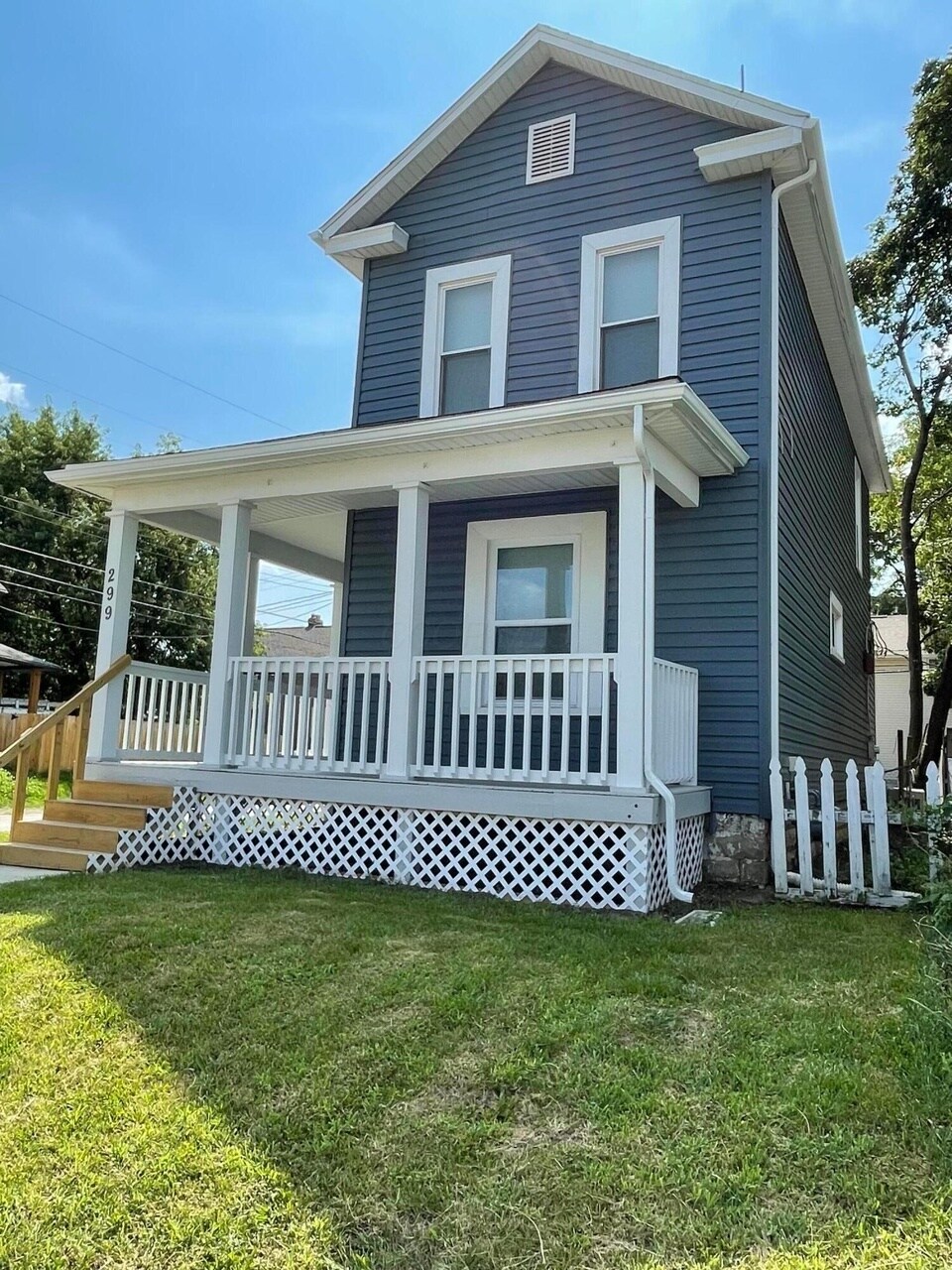 Building Photo - 299 S Warren Ave