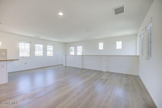 Building Photo - 3997 Savannah Ln