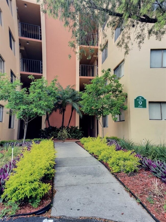 Building Photo - 8760 SW 133rd Avenue Rd