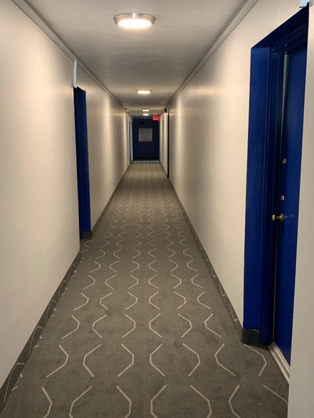 Building Photo - 3030 30th St SE