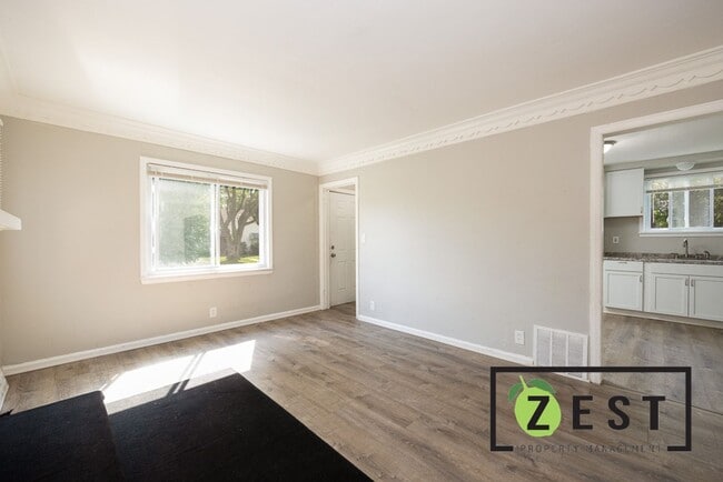 Building Photo - Beautiful 3 Bedroom Home!!!