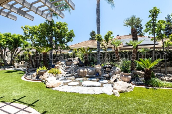 Building Photo - 3 Bedroom/2Bath Home the Greens at Seven O...