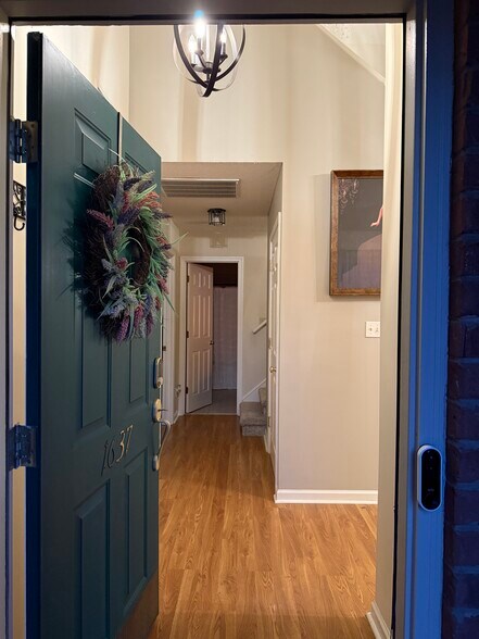 Building Photo - 1637 20th Avenue Ct NE