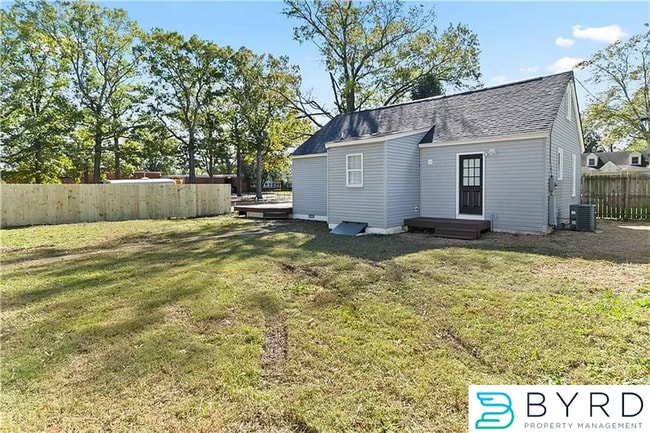 Building Photo - 5101 Boscobel Ave