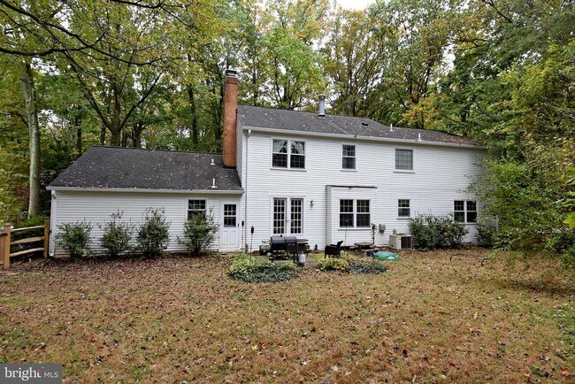 Building Photo - 2017 Soapstone Dr