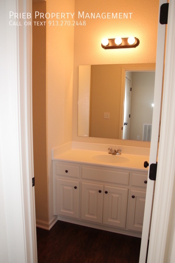 Building Photo - 21946 W 125th St