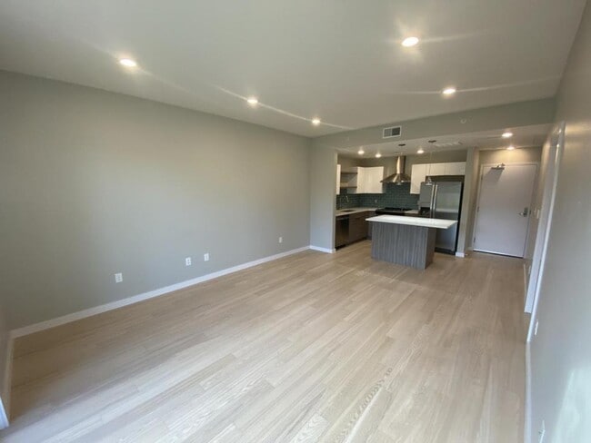 Building Photo - 476 Enterprise Blvd