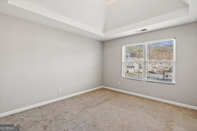 Building Photo - 5884 Little River Rd