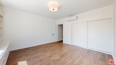 Building Photo - 9000 Elevado Ave