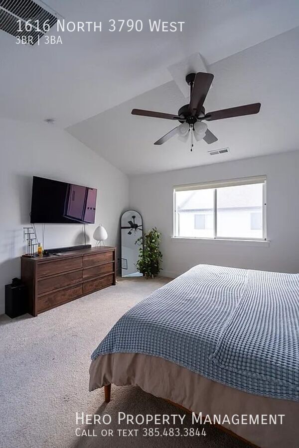 Building Photo - 1616 N 3790 W