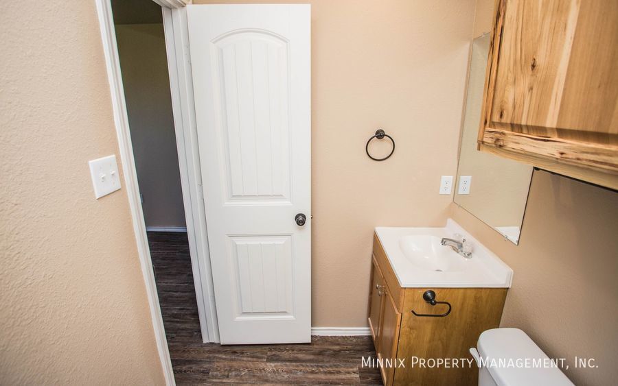 Building Photo - 2616 N Avenue P