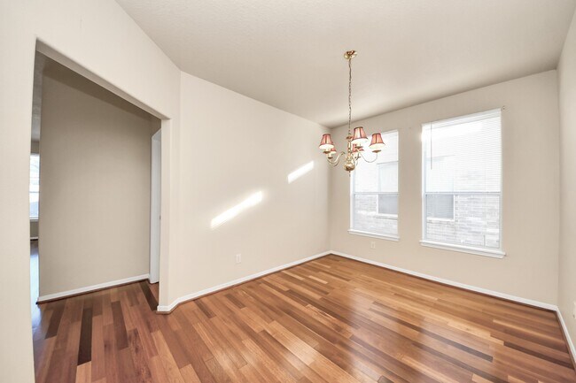 Building Photo - 19438 Juniper Vale Cir