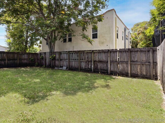 Building Photo - 1680 NE 34th Ln