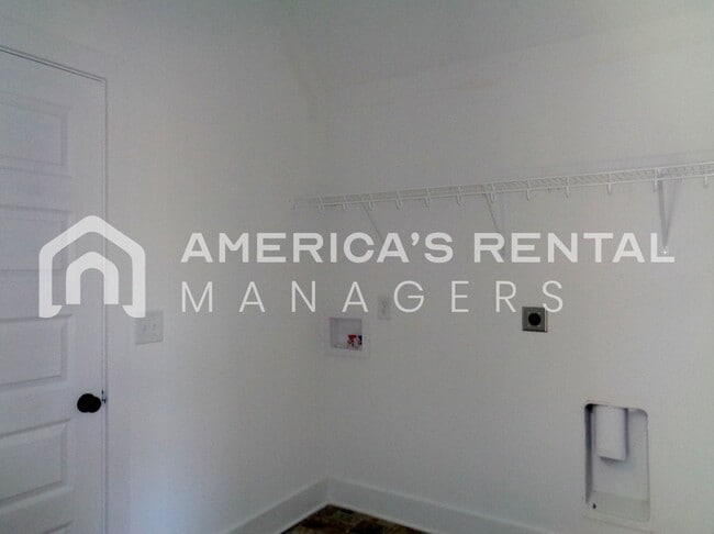 Building Photo - Beautiful Home for Rent in Tuscaloosa... Available to View Now!!!