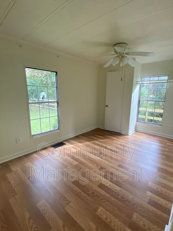 18819 Greenwell Springs Rd 18819 Greenwell Springs Rd Central LA