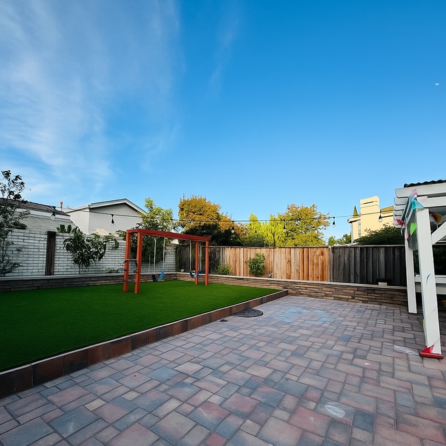 Building Photo - 36528 Nettles Ct