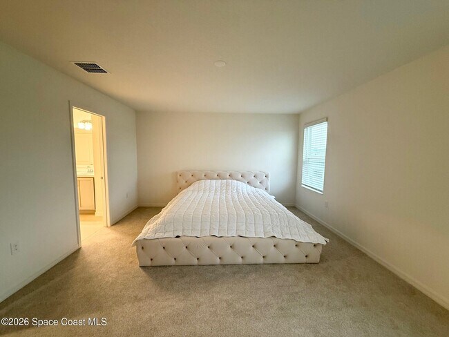 Building Photo - 3749 Grappler Cir SE