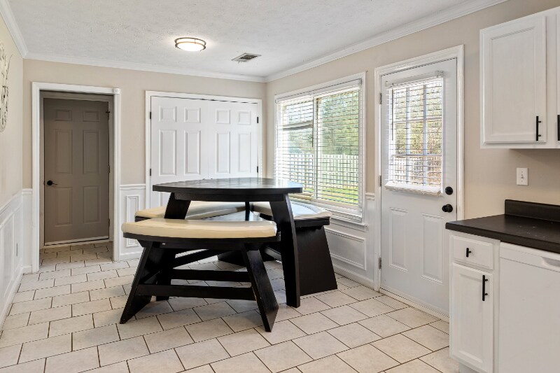 Building Photo - 261 Whistle Way