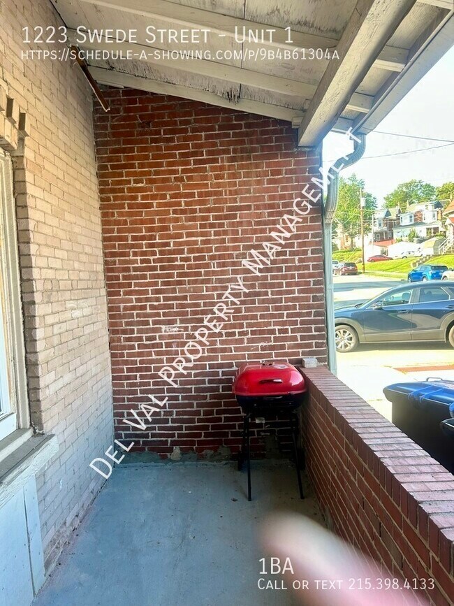 Building Photo - 1223 Swede St
