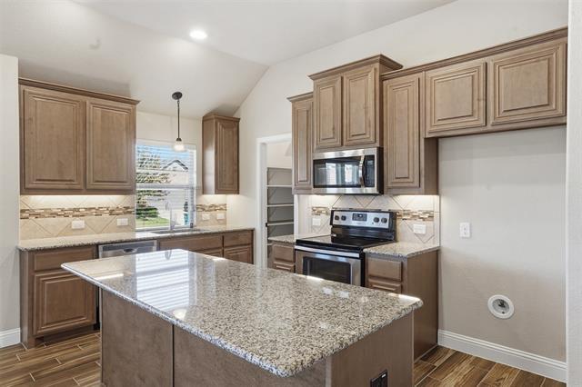 Building Photo - 119 Valverde Ln