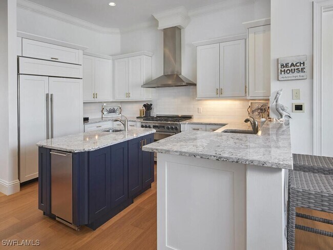 Building Photo - 377 Pirates Bight