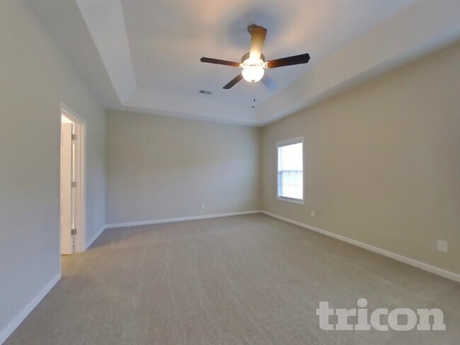 Building Photo - 824 Ellyson Dr