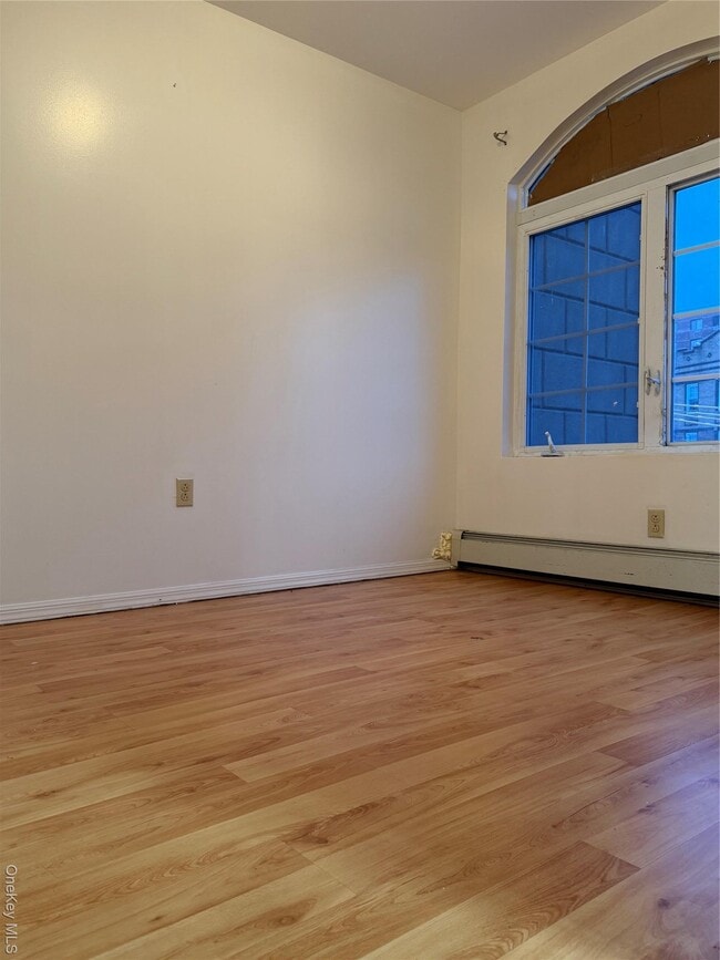 Building Photo - 176-06 Jamaica Ave