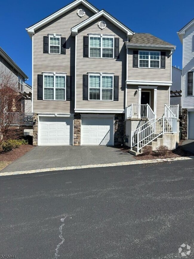 Building Photo - 93 Sowers Dr
