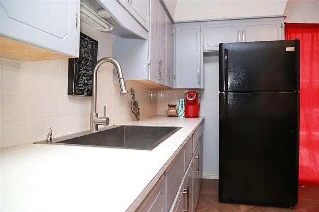 Building Photo - 2100 Johnson St