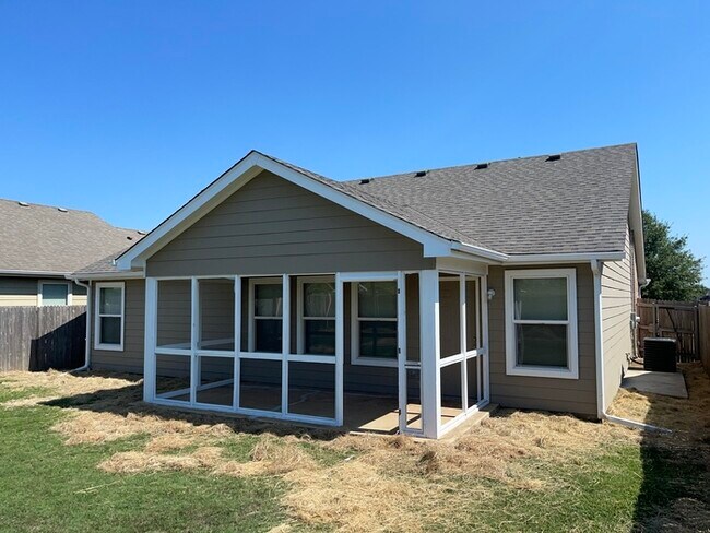 Building Photo - 10702 North 146th East Ave Owasso OK 74055