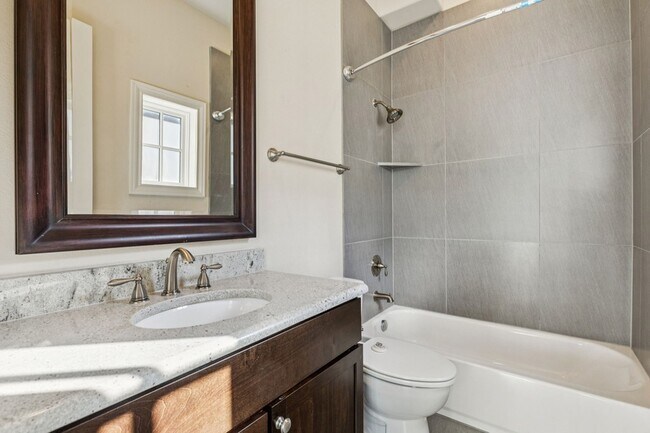 Building Photo - 2138 Aylesport Dr