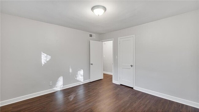 Building Photo - 2797 Harlan Dr