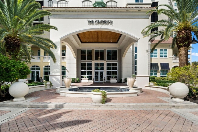 Building Photo - 600 W Las Olas Blvd