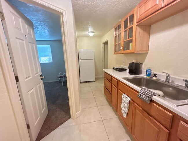 Building Photo - 354 Pinecone Dr