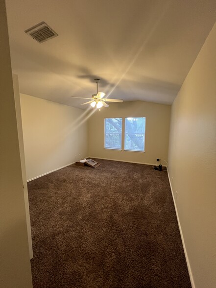 Building Photo - 9311 Gillcross Way