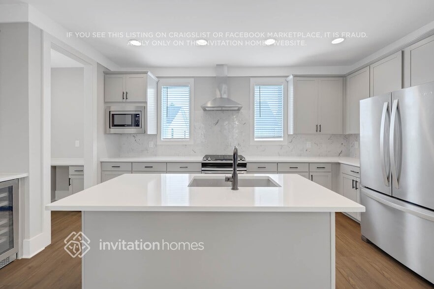 Building Photo - 258 Founders Ln