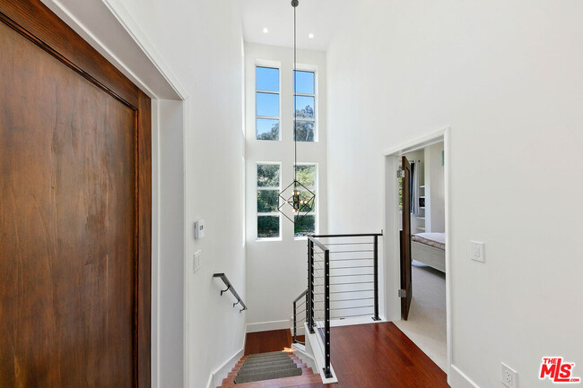 Building Photo - 6314 Sycamore Meadows Dr
