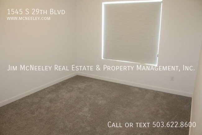 Building Photo - 1545 S 29th Blvd