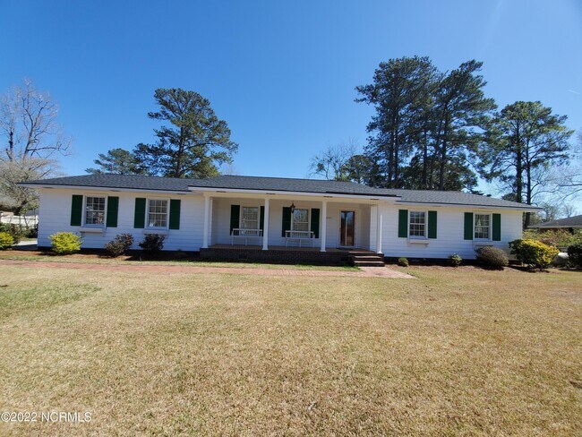 Primary Photo - 6325 Niblick Rd