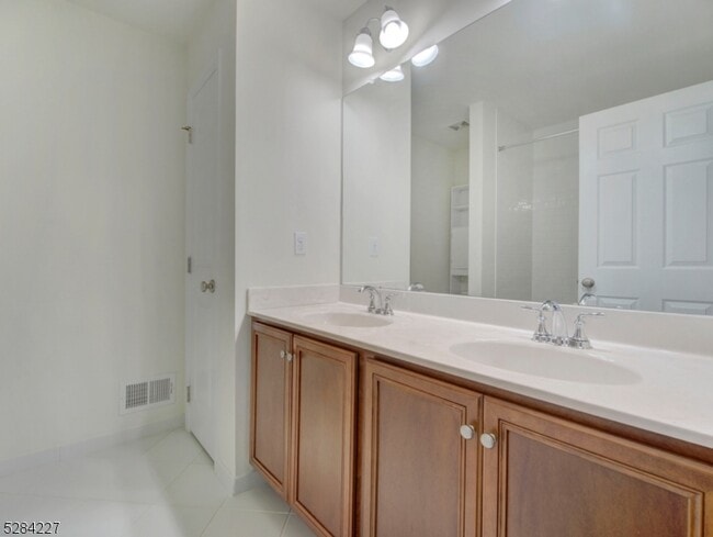Building Photo - 44 Lamerson Cir