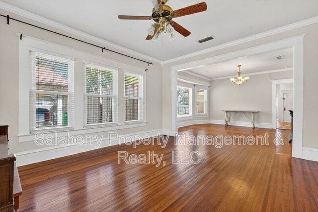 Building Photo - 212 N Grand Ave