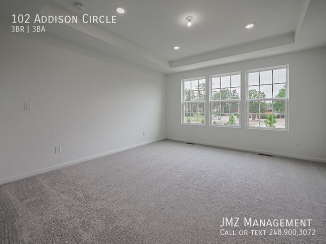 Building Photo - 102 Addison Cir