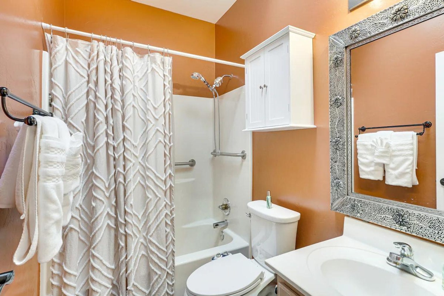 Building Photo - 3925 S Vía De Cristal