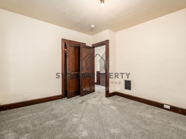 Building Photo - 2086 N 4th St