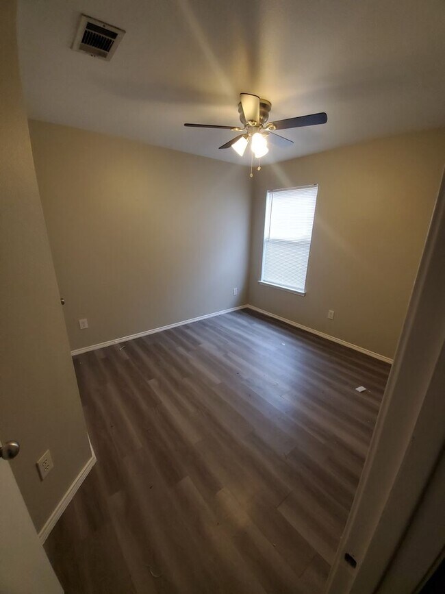 Building Photo - Location....Location....Location....