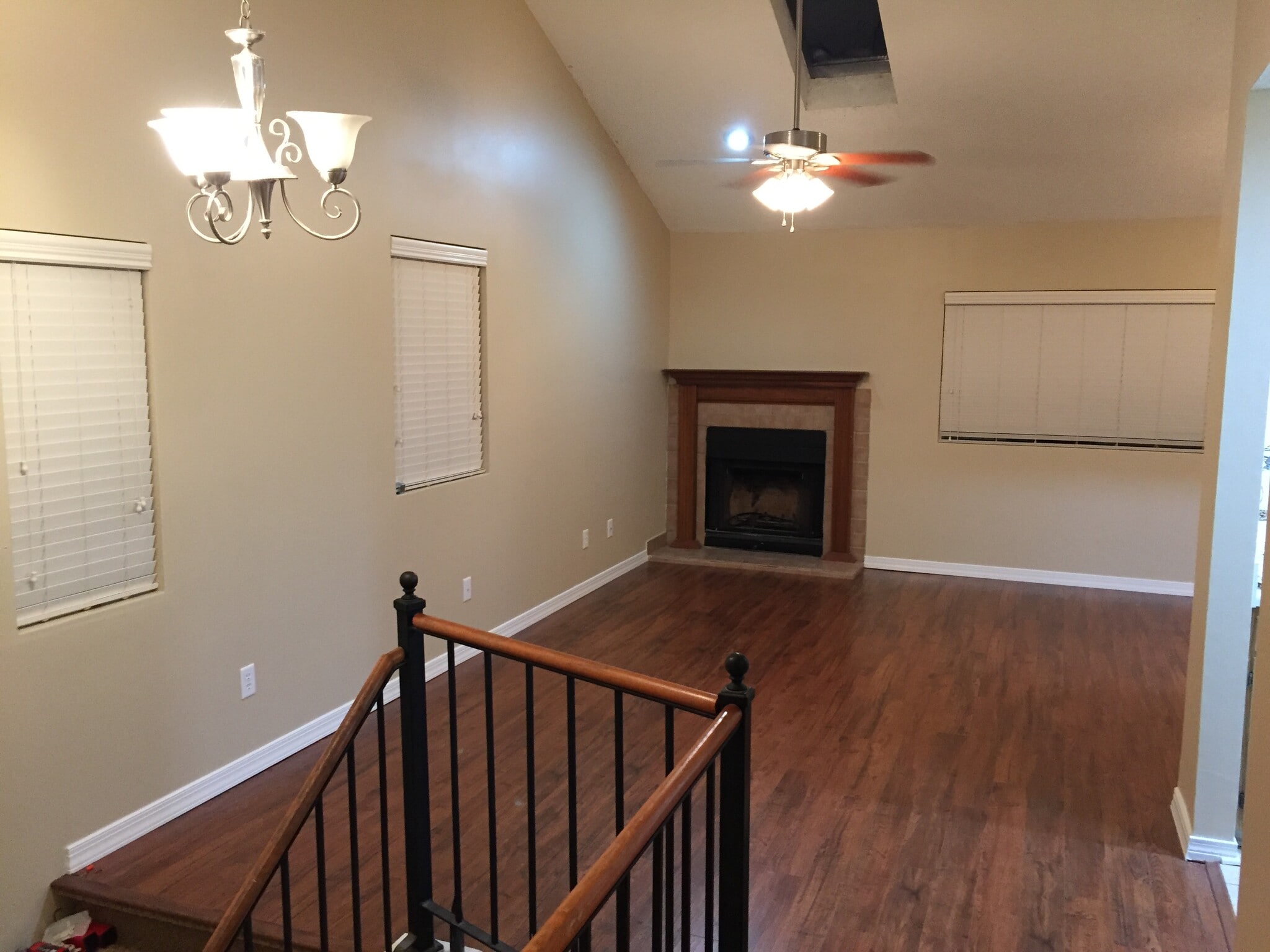Building Photo - 14216 Woodlands Dr