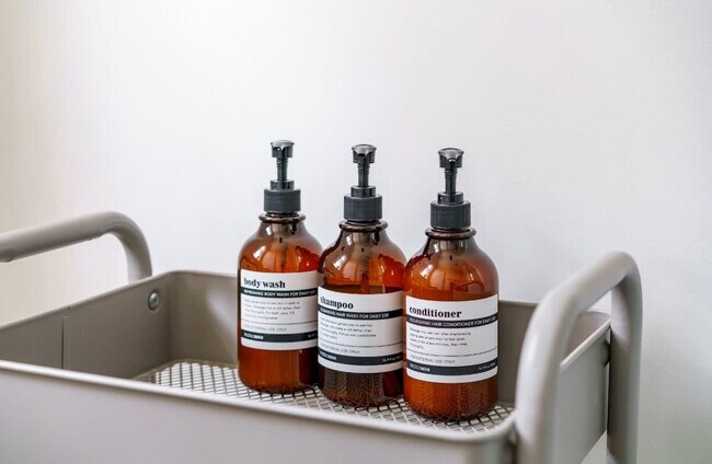 Building Photo - 575 1/2 City Park Avenue-SI ID1265608P