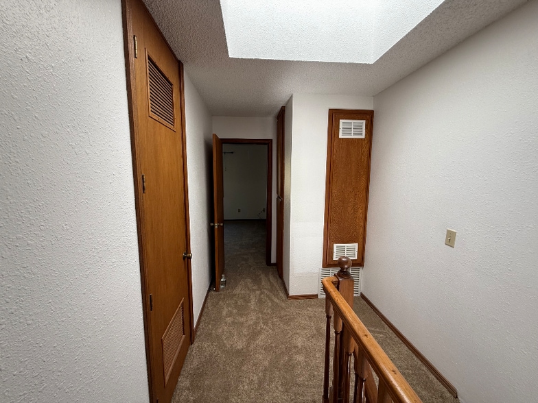 Building Photo - 804 Torrance St