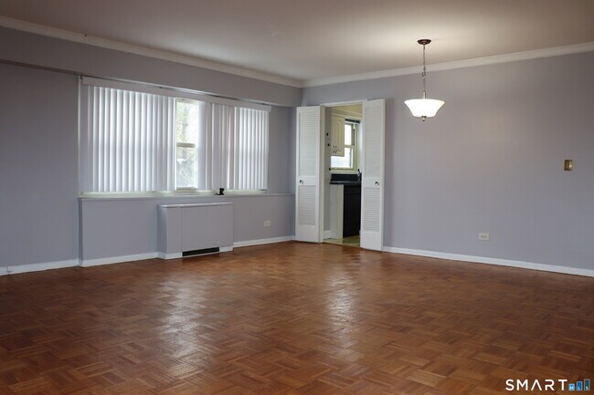 Building Photo - 31 Woodland St