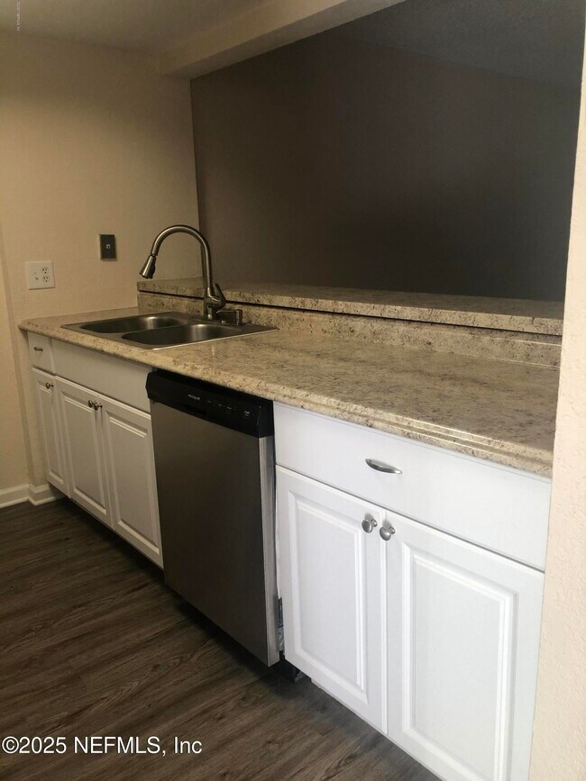 Building Photo - 791 Assisi Ln